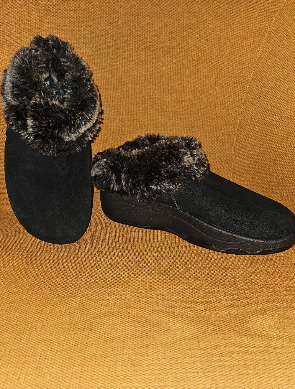 SKECHERS Tone-ups Walk & Workout Black Leather/Suede Faux-Fur Lined Slippers